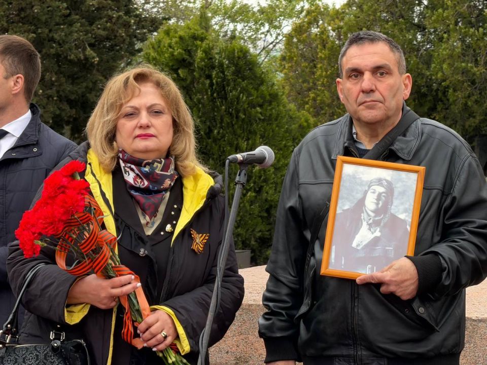 Татьяна Лобач: В преддверии Дня Победы в Севастополе состоялась торжественная церемония перезахоронения останков защитников и освободителей города на мемориальном Братском кладбище Великой Отечественной войны в Дергачах Татьяна Лобач: В преддверии Дня Победы в Севастополе состоялась торжественная церемония перезахоронения останков защитников и освободителей города на мемориальном Братском кладбище Великой Отечественной войны в Дергачах