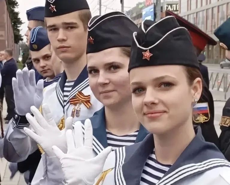 Молодость. Честь. Единство Молодость. Честь. Единство