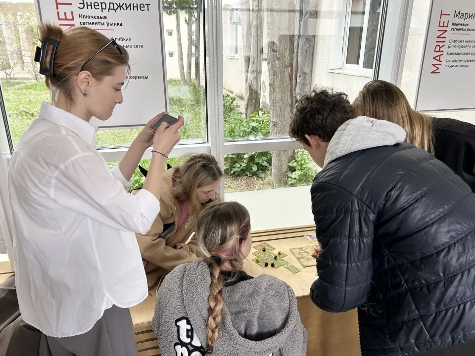 Медиасфера в действии: как рождаются крутые кадры, клипы, которые залетают и контент, который набирает лайки Медиасфера в действии: как рождаются крутые кадры, клипы, которые залетают и контент, который набирает лайки