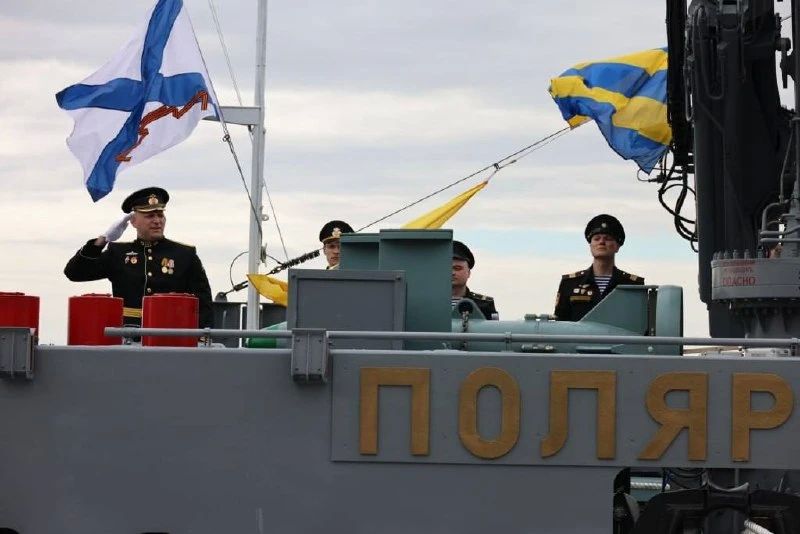 На днях, а именно 24 апреля на Средне-Невском судостроительном заводе ОСК состоялась торжественная церемония закладки шестнадцатого морского тральщика проекта 12700 «Александрит» На днях, а именно 24 апреля на Средне-Невском судостроительном заводе ОСК состоялась торжественная церемония закладки шестнадцатого морского тральщика проекта 12700 «Александрит»