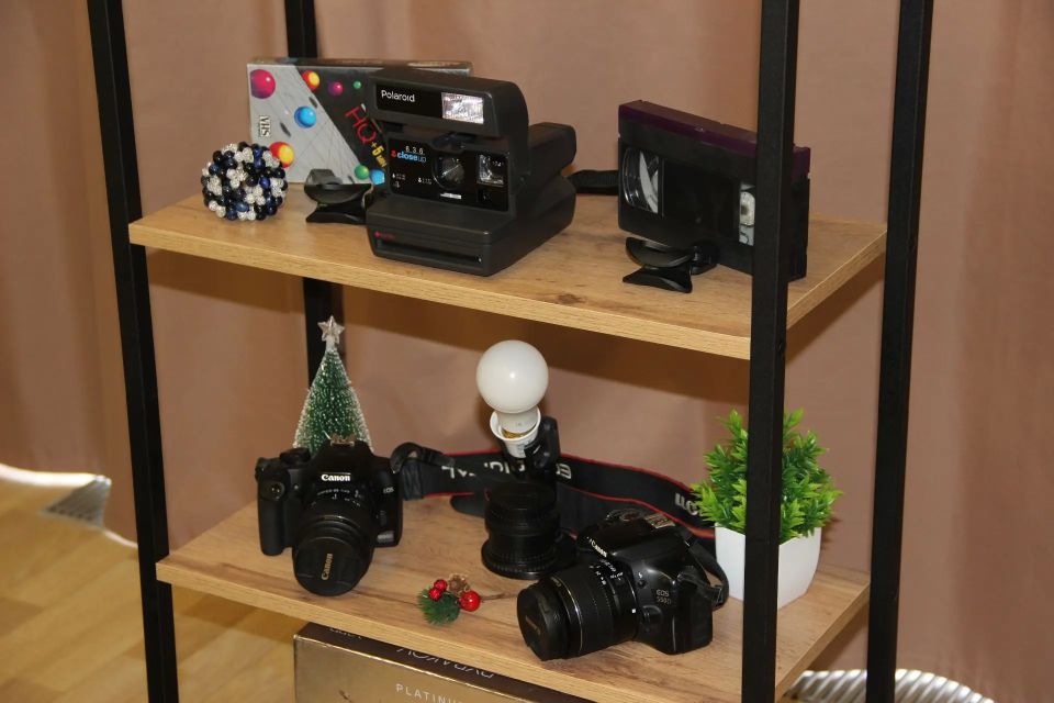 Житель города - Александр Листопад заключил соцконтракт на открытие деятельности по производству кинофильмов, видеофильмов и телевизионных программ Житель города - Александр Листопад заключил соцконтракт на открытие деятельности по производству кинофильмов, видеофильмов и телевизионных программ