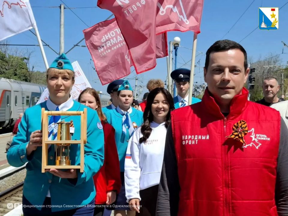 В Севастополь доставили частицу Вечного огня от Могилы Неизвестного Солдата в Москве В Севастополь доставили частицу Вечного огня от Могилы Неизвестного Солдата в Москве