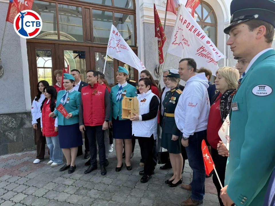 В Севастополь доставили частицу Вечного огня из Москвы В Севастополь доставили частицу Вечного огня из Москвы