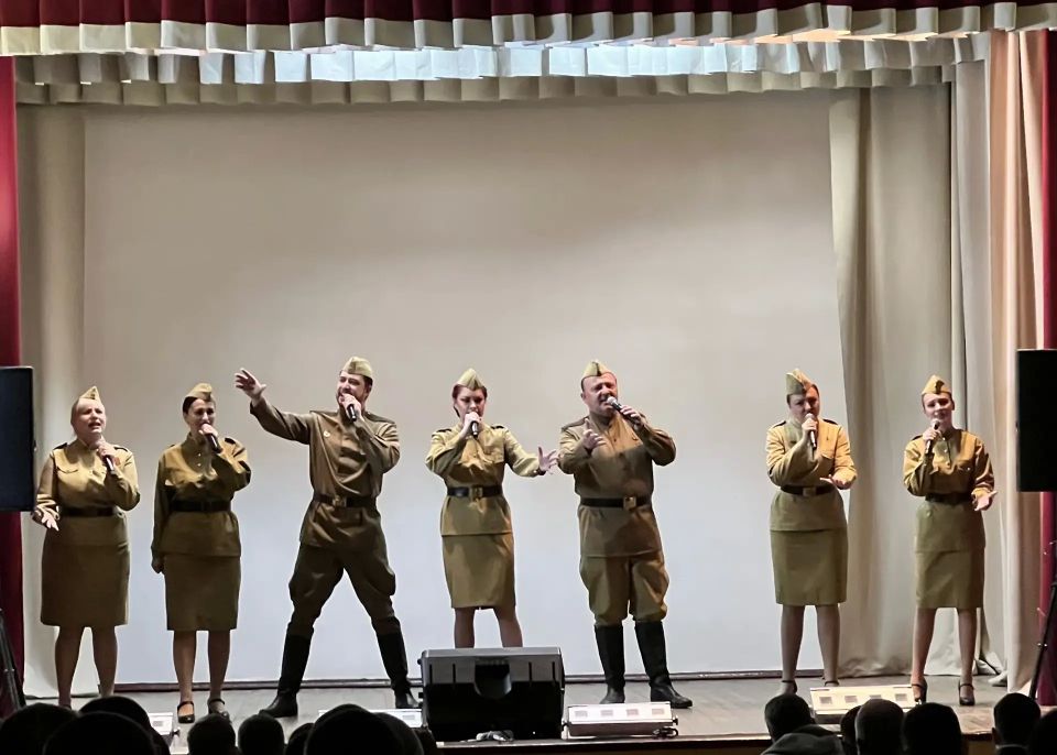 Команда Культуры Севастополя поздравила военнослужащих Команда Культуры Севастополя поздравила военнослужащих