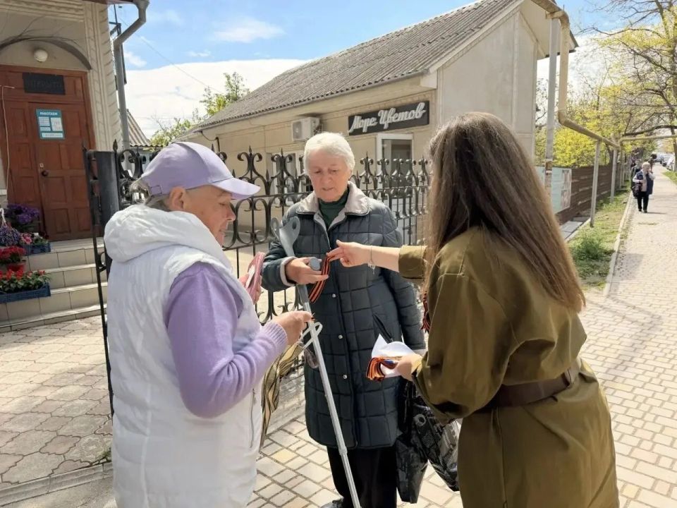 Символ доблести и памяти: Качинский округ присоединился к акции "Георгиевская ленточка"! Символ доблести и памяти: Качинский округ присоединился к акции "Георгиевская ленточка"!