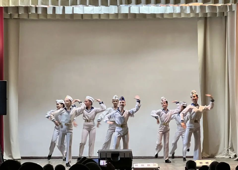 Команда Культуры Севастополя поздравила военнослужащих Команда Культуры Севастополя поздравила военнослужащих