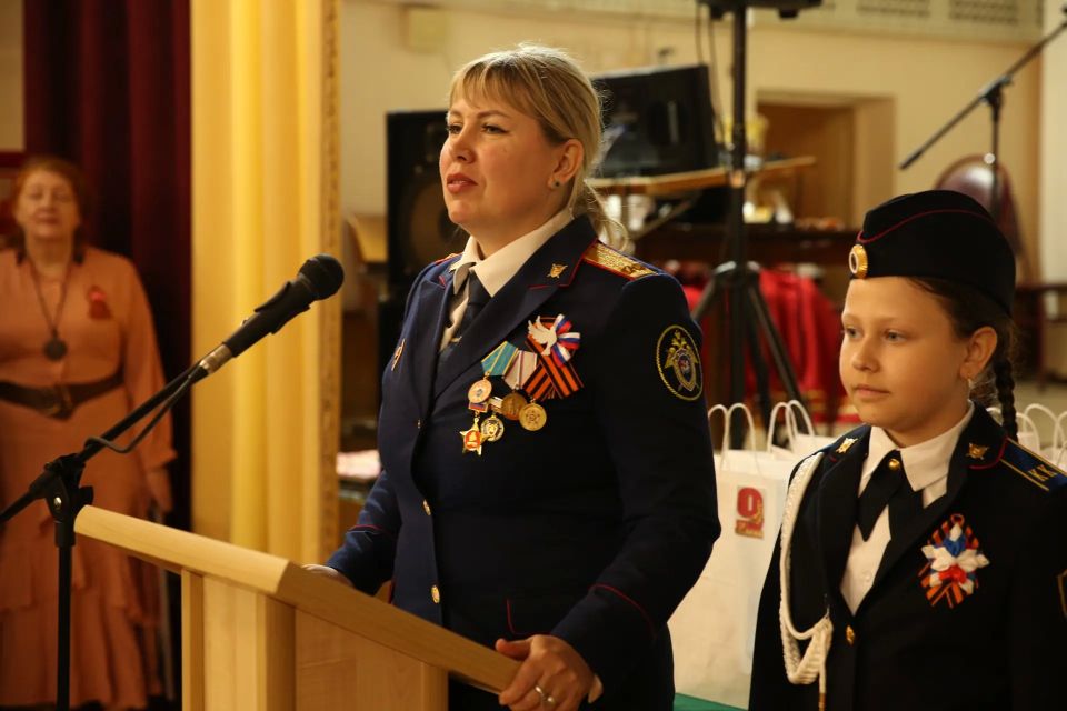 Офицеры и кадеты СК России поздравили пациентов Крымского госпиталя для ветеранов войн и пансионата для престарелых с Днем Великой Победы Офицеры и кадеты СК России поздравили пациентов Крымского госпиталя для ветеранов войн и пансионата для престарелых с Днем Великой Победы