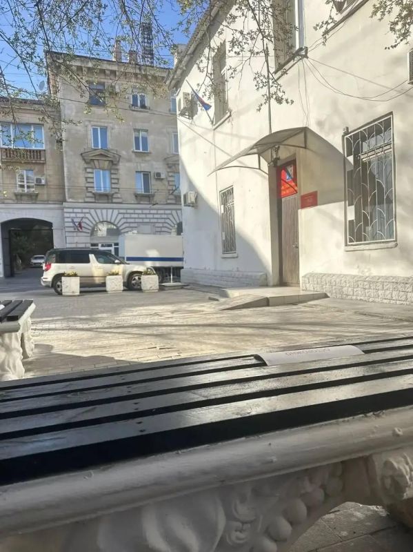 Татьяна Лобач: Перед Днём Победы в Севастополе уже второй год подряд по поручению губернатора приводят в порядок памятники героям войны — более 150 монументов Татьяна Лобач: Перед Днём Победы в Севастополе уже второй год подряд по поручению губернатора приводят в порядок памятники героям войны — более 150 монументов