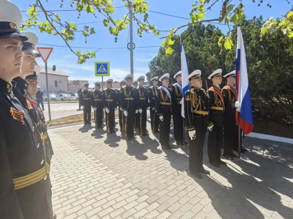 Екатерина Алтабаева: В преддверии праздника Великой Победы приняла участие в торжественном митинге памяти, который прошел у памятника моряку-чекисту Павлу Силаеву, всем сотрудникам госбезопасности и контрразведки... Екатерина Алтабаева: В преддверии праздника Великой Победы приняла участие в торжественном митинге памяти, который прошел у памятника моряку-чекисту Павлу Силаеву, всем сотрудникам госбезопасности и контрразведки...