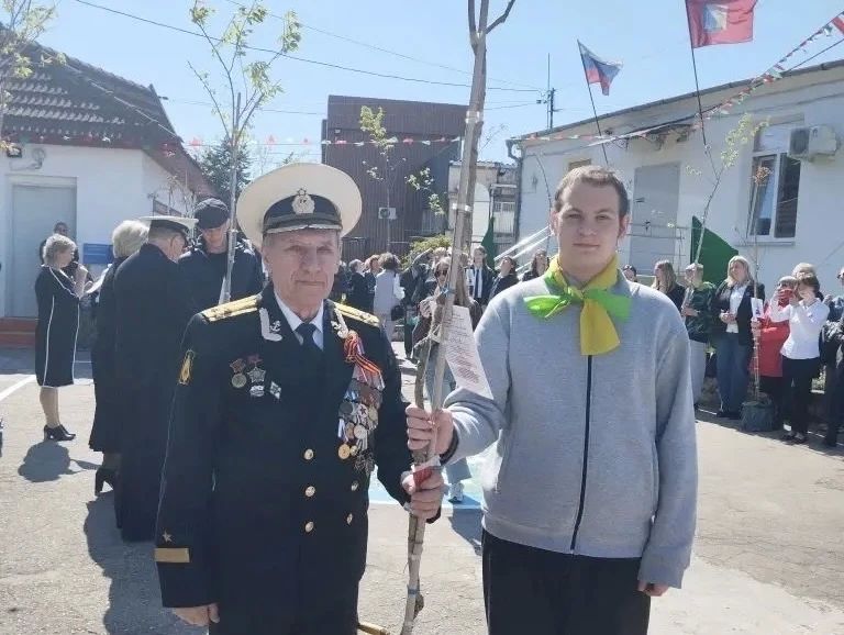 «Сады Победы» расцветут в учреждениях образования Севастополя «Сады Победы» расцветут в учреждениях образования Севастополя