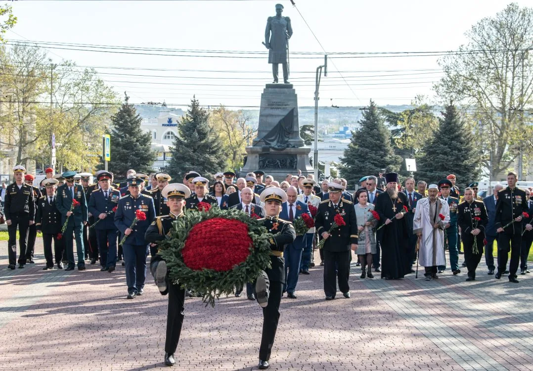 Руководство МЧС России по Севастополю приняло участие в праздновании Дня Победы