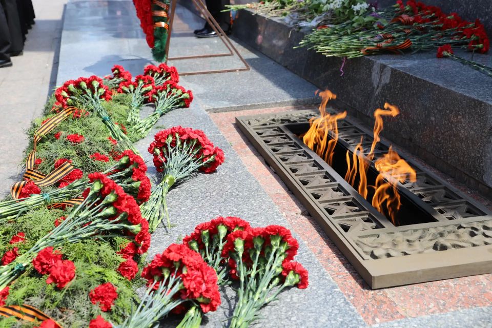Заместитель начальника УМВД России по г. Севастополю Жанна Данилина приняла участие в историко-патриотическом фестивале «Знамёна Славы» Заместитель начальника УМВД России по г. Севастополю Жанна Данилина приняла участие в историко-патриотическом фестивале «Знамёна Славы»