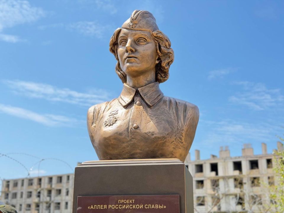 Татьяна Лобач: В преддверии 81-й годовщины Великой Победы приняла участие в торжественном открытии Аллеи Героев на территории воинской части севастопольских авиаторов Татьяна Лобач: В преддверии 81-й годовщины Великой Победы приняла участие в торжественном открытии Аллеи Героев на территории воинской части севастопольских авиаторов