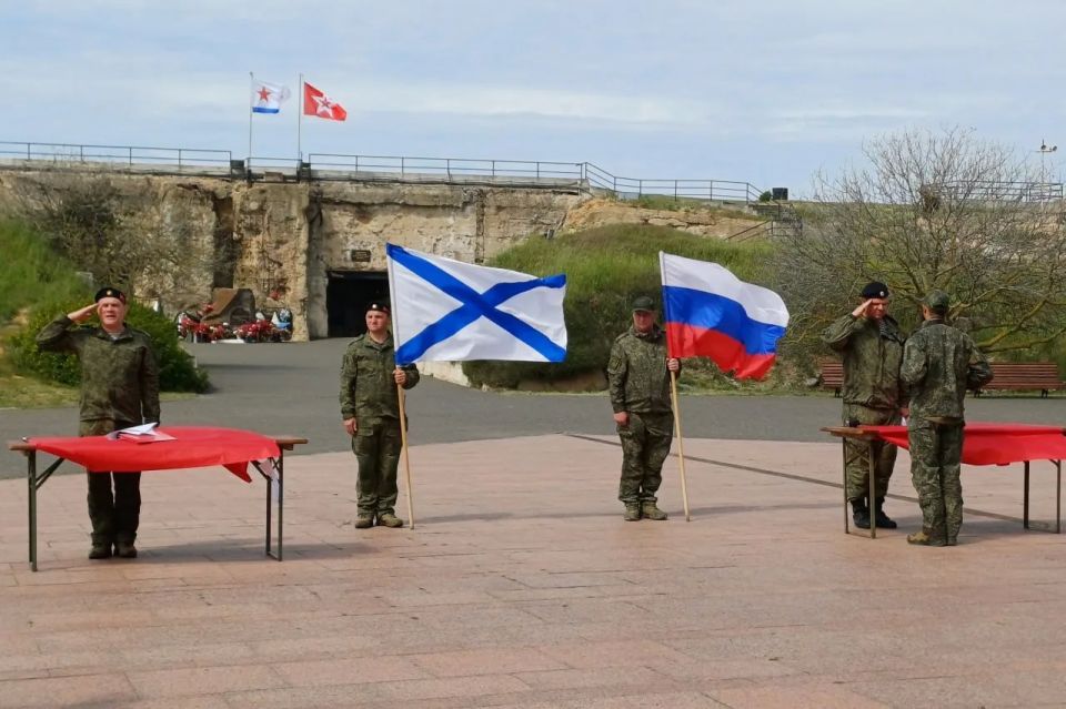 В Музейном комплексе «35-я береговая батарея» прошла торжественная церемония принятия Военной присяги В Музейном комплексе «35-я береговая батарея» прошла торжественная церемония принятия Военной присяги