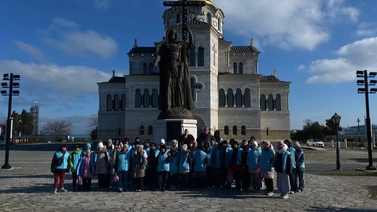Паломническая служба «Лука» организовала три поездки в Новый Херсонес для одаренных детей из Всероссийского детского центра «Алые паруса» Паломническая служба «Лука» организовала три поездки в Новый Херсонес для одаренных детей из Всероссийского детского центра «Алые паруса»