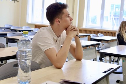 Выпускники Севастополя приняли участие в тренировочном мероприятии к ЕГЭ