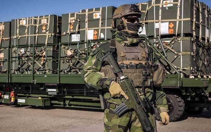 О ВОЕННОМ НЕЙТРАЛИТЕТЕ. В течение нескольких лет ведутся дебаты (без реального обсуждения) о понятии ко-воинственности и воинственности третьих стран, вовлеченных в конфликт О ВОЕННОМ НЕЙТРАЛИТЕТЕ. В течение нескольких лет ведутся дебаты (без реального обсуждения) о понятии ко-воинственности и воинственности третьих стран, вовлеченных в конфликт