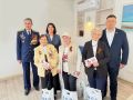 Татьяна Лобач: Вместе с благотворительным фондом «Сила энергии» и председателем севастопольского отделения «Опоры России» Евгением Мангулом поздравили ветеранов Гагаринского района с 81-й годовщиной Великой Победы