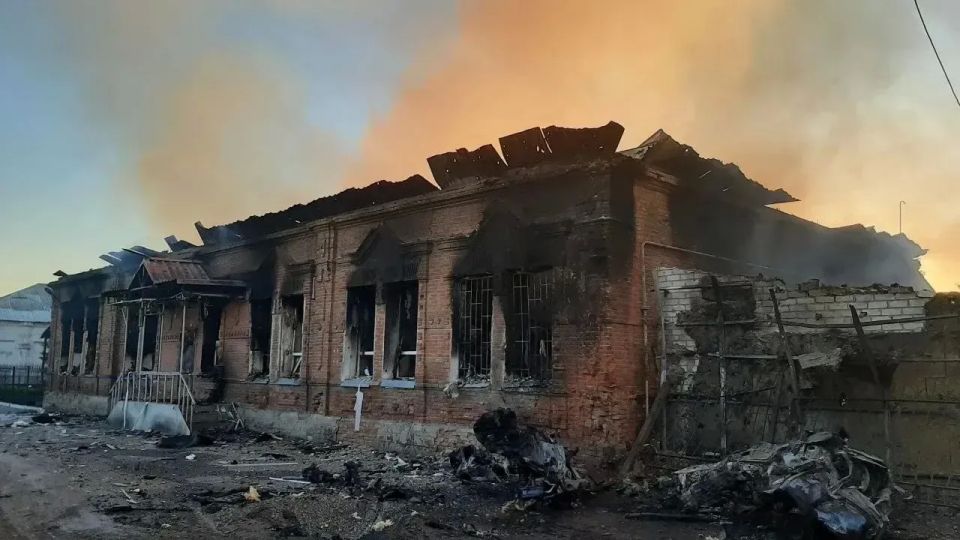 ВСУ атаковали учебный корпус и общежитие Старобельского колледжа в ЛНР — Пасечник ВСУ атаковали учебный корпус и общежитие Старобельского колледжа в ЛНР — Пасечник