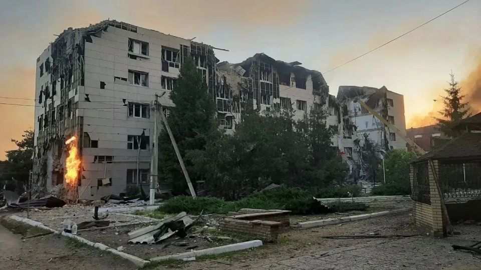 ВСУ атаковали учебный корпус и общежитие Старобельского колледжа в ЛНР — Пасечник ВСУ атаковали учебный корпус и общежитие Старобельского колледжа в ЛНР — Пасечник