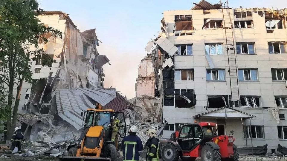 ВСУ атаковали учебный корпус и общежитие Старобельского колледжа в ЛНР — Пасечник ВСУ атаковали учебный корпус и общежитие Старобельского колледжа в ЛНР — Пасечник