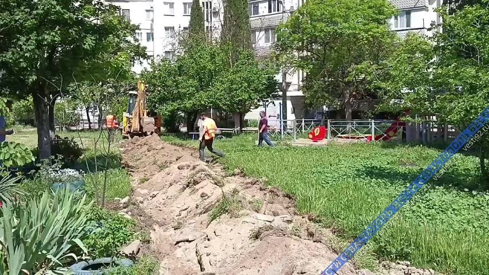 В Камышовой бухте начался ремонт дворового проезда