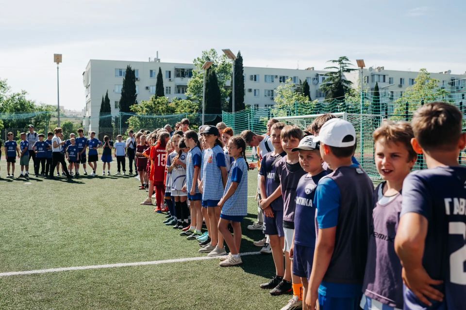 Севастопольский «Кожаный мяч» — эмоции, голы и победы Севастопольский «Кожаный мяч» — эмоции, голы и победы