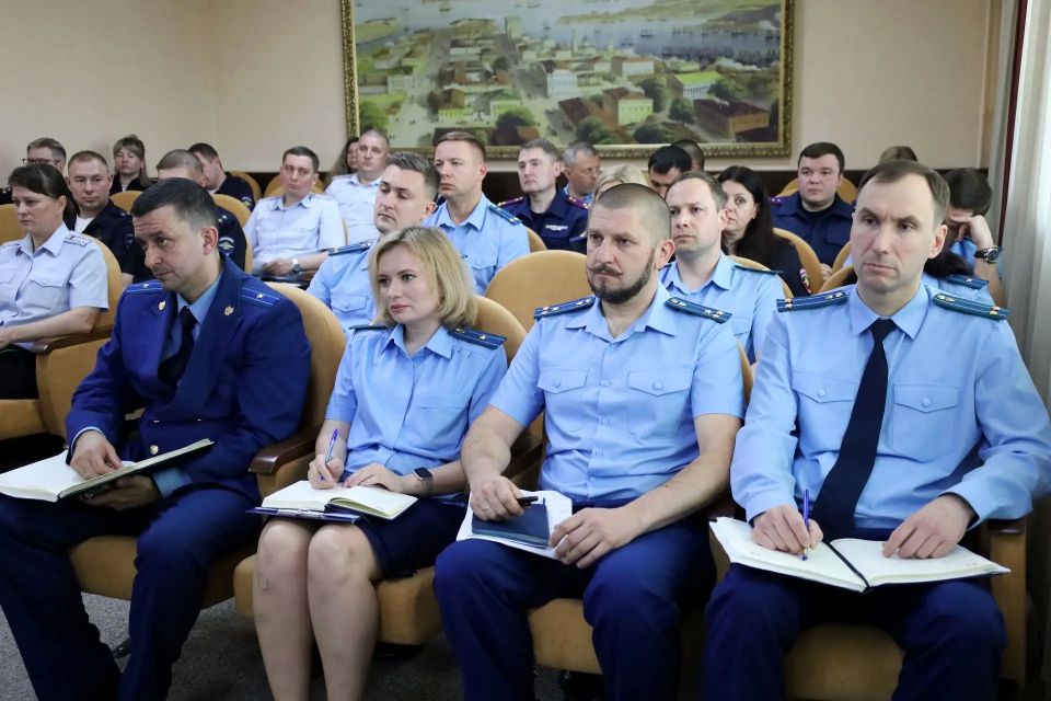 В прокуратуре Севастополя состоялось межведомственное совещание руководителей правоохранительных органов города _______ В прокуратуре Севастополя состоялось межведомственное совещание руководителей правоохранительных органов города _______