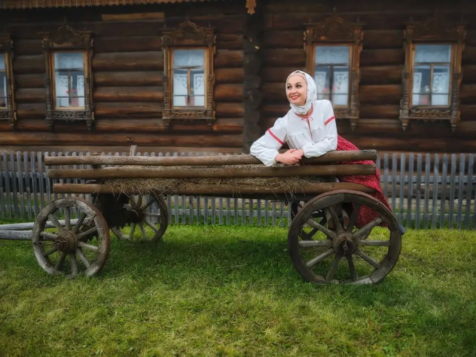 Большой фестиваль искусств в Херсонесе — это дань традициям нашей великой и необъятной Родины! Большой фестиваль искусств в Херсонесе — это дань традициям нашей великой и необъятной Родины!