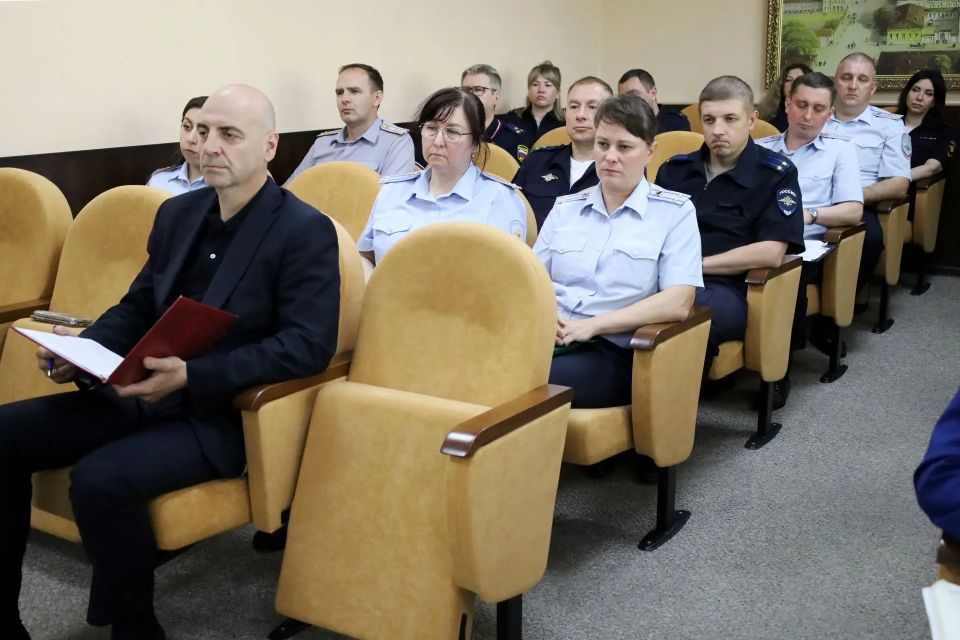 В прокуратуре Севастополя состоялось межведомственное совещание руководителей правоохранительных органов города _______ В прокуратуре Севастополя состоялось межведомственное совещание руководителей правоохранительных органов города _______