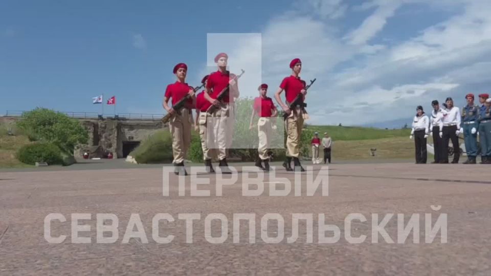 На 35-й береговой батарее проходит первый региональный слёт Постов №1