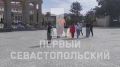Сигнал воздушной тревоги застал группу «Первого Севастопольского» во время съемки репортажа на территории Херсонеса Таврического