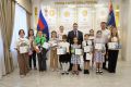 Начальник УМВД России по г.Севастополю генерал-майор полиции Сергей Сигунов вручил дипломы и подарки победителям регионального этапа Всероссийского конкурса «Полицейский Дядя Стёпа»
