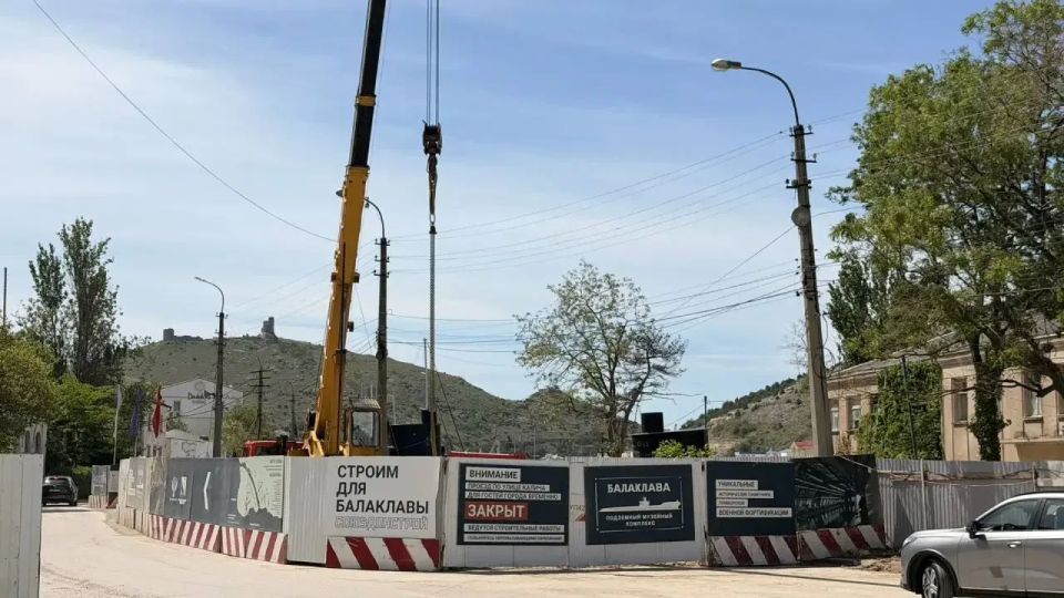 В Балаклаве проложили уже более 3 километров труб для нового коллектора