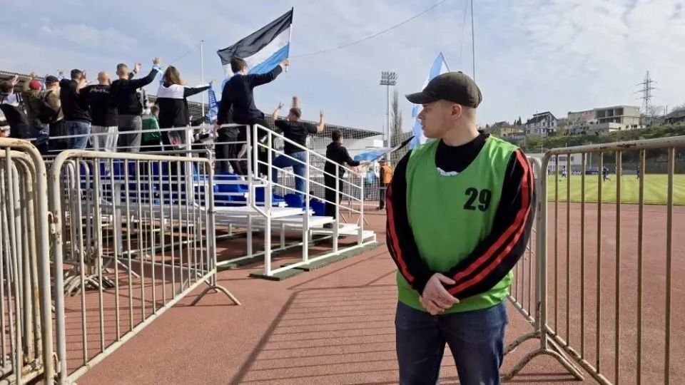 Первые 15 контролёровраспорядителей получили удостоверения после успешного завершения специальной программы подготовки Первые 15 контролёровраспорядителей получили удостоверения после успешного завершения специальной программы подготовки