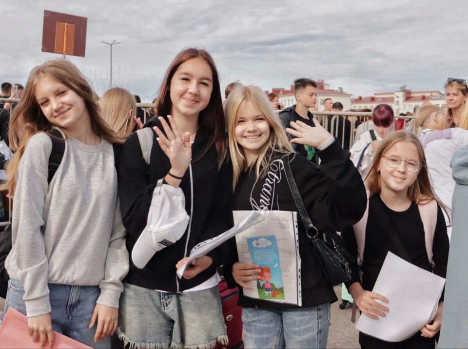 Путевка в лето. Более 2 тысяч севастопольских ребят отправились на первую смену в загородные лагеря Севастополя и Республики Крым Путевка в лето. Более 2 тысяч севастопольских ребят отправились на первую смену в загородные лагеря Севастополя и Республики Крым