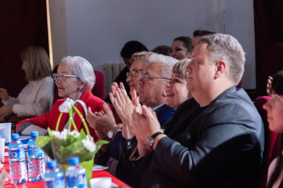 Севастопольские труженики показали свои таланты в финале городского конкурса "Зажги свою звезду - 2026" Севастопольские труженики показали свои таланты в финале городского конкурса "Зажги свою звезду - 2026"