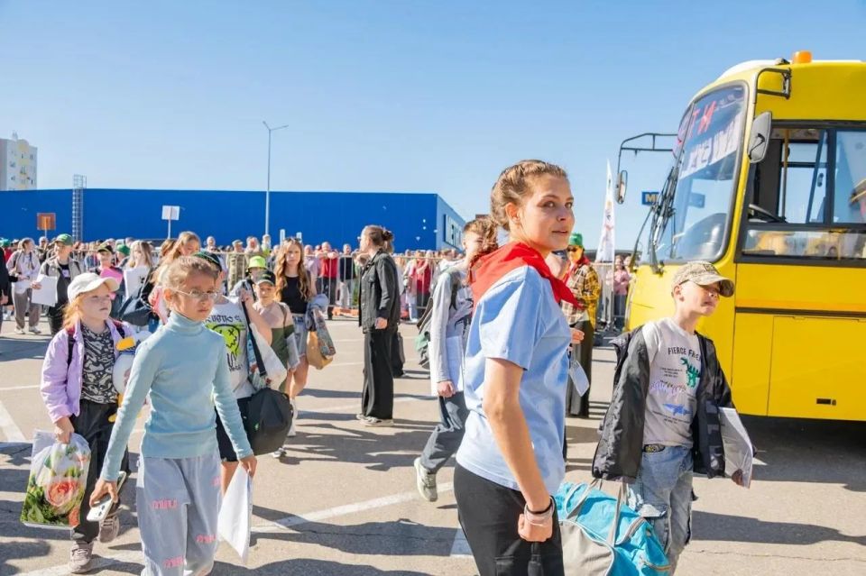 Около 9000 севастопольских детей оздоровятся этим летом Около 9000 севастопольских детей оздоровятся этим летом