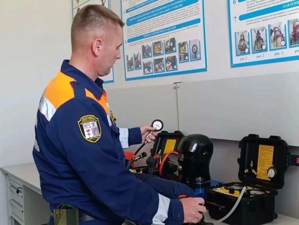 В 11й пожарноспасательной части Спасательной службы Севастополя в селе Павловка начала работу газодымозащитная служба В 11й пожарноспасательной части Спасательной службы Севастополя в селе Павловка начала работу газодымозащитная служба