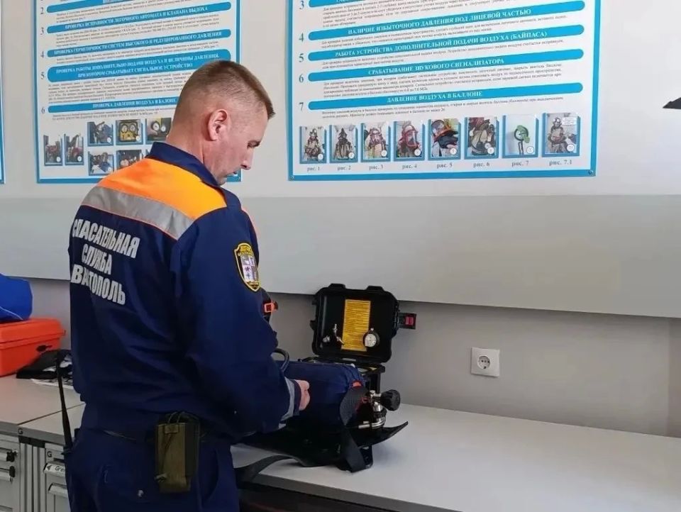 В 11й пожарноспасательной части Спасательной службы Севастополя в селе Павловка начала работу газодымозащитная служба В 11й пожарноспасательной части Спасательной службы Севастополя в селе Павловка начала работу газодымозащитная служба