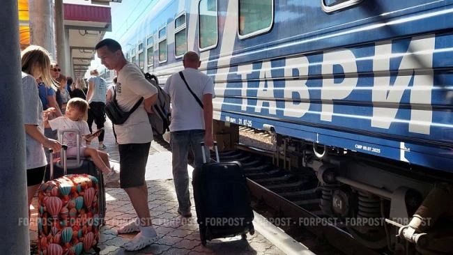 Сегодня все поезда из Крыма планируются к отправлению с начальных станций маршрута, по расписанию