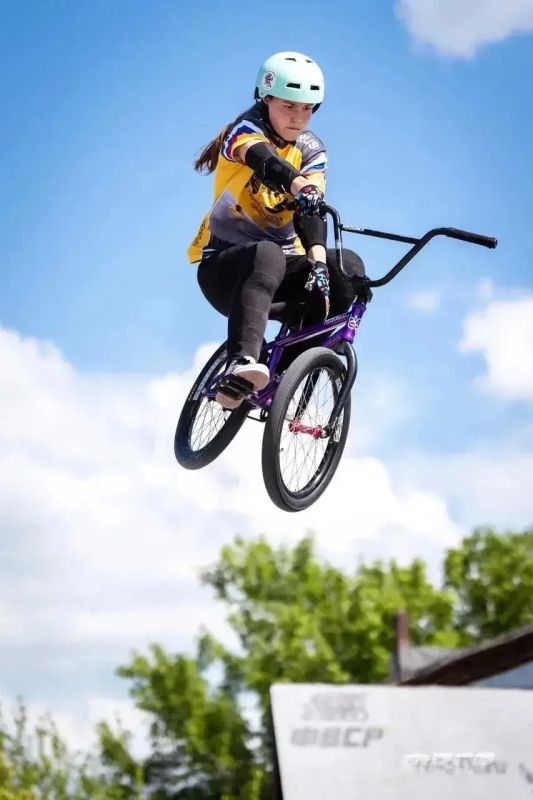 София Силенко возглавляет общий зачёт Кубка России по BMXфристайлу София Силенко возглавляет общий зачёт Кубка России по BMXфристайлу