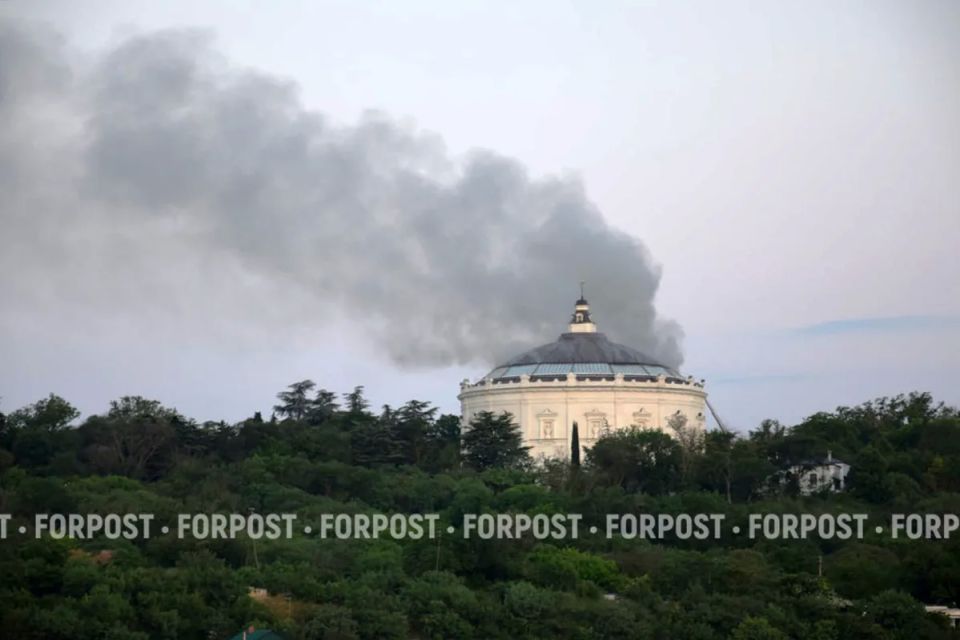 Ночью 10 июня украинский беспилотник самолётного типа ударил по зданию Панорамы «Оборона Севастополя 1854-1855 годы» на Историческом бульваре. Ночью 10 июня украинский беспилотник самолётного типа ударил по зданию Панорамы «Оборона Севастополя 1854-1855 годы» на Историческом бульваре.