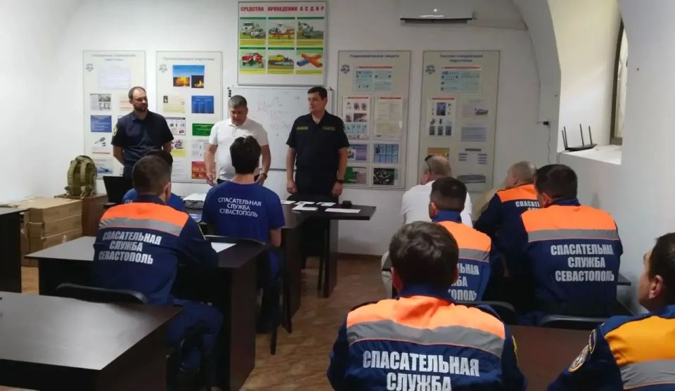 В Спасательной службе Севастополя наградили победителей конкурса «Лучший по профессии» В Спасательной службе Севастополя наградили победителей конкурса «Лучший по профессии»
