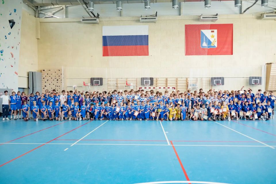 Подвели итоги первенства города по футболу Подвели итоги первенства города по футболу