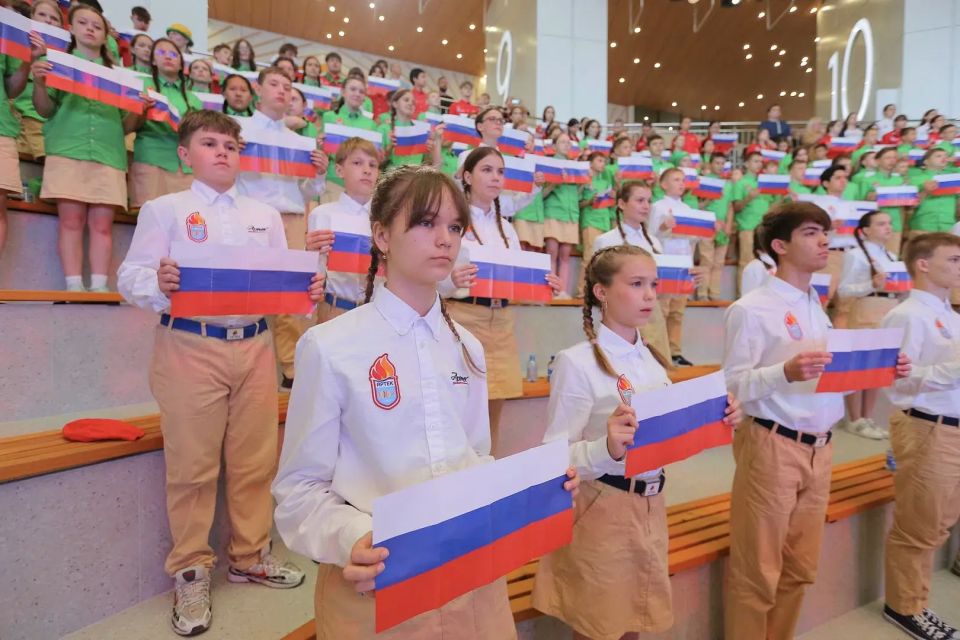 Международный детский центр «Артек» сегодня отмечает день рождения - 101 год Международный детский центр «Артек» сегодня отмечает день рождения - 101 год