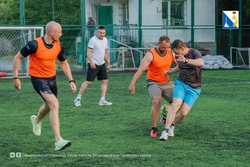Выпускников программы «Севастополь — город героев» объединяет спорт Выпускников программы «Севастополь — город героев» объединяет спорт