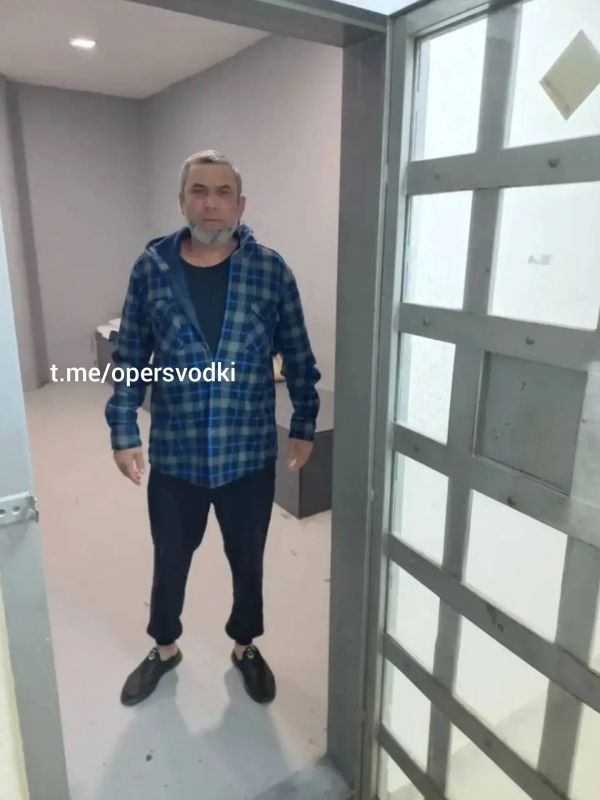 Владислав Шурыгин: Севастопольские силовики в ходе фильтрации нелегалов выявили уроженца Узбекистана, являвшегося участником незаконного вооруженного формирования «Батальон имени Н.Челебиджихана» Владислав Шурыгин: Севастопольские силовики в ходе фильтрации нелегалов выявили уроженца Узбекистана, являвшегося участником незаконного вооруженного формирования «Батальон имени Н.Челебиджихана»