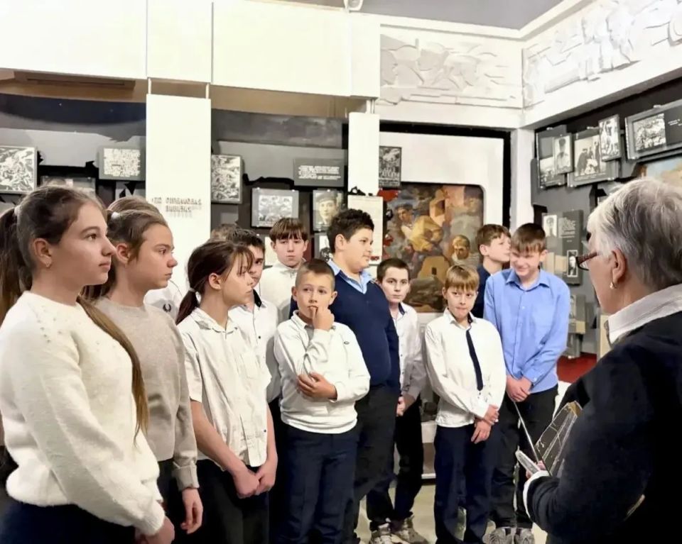 Подвиг защитников Севастополя в музейной экспозиции Подвиг защитников Севастополя в музейной экспозиции