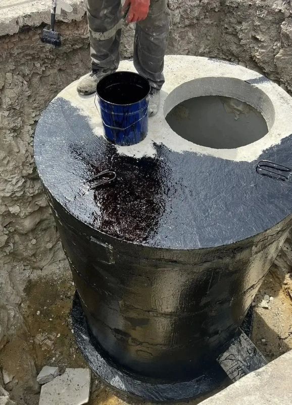 В Сахарной Головке уложили 850 метров нового водопровода В Сахарной Головке уложили 850 метров нового водопровода